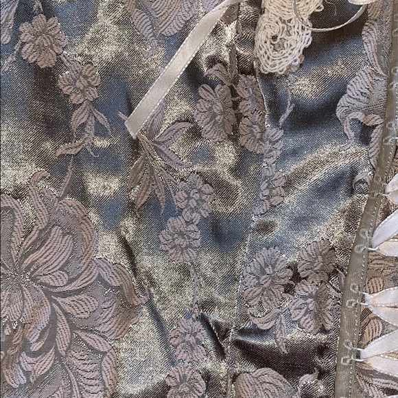 Y2K Victoria’s Secret Embroidered Bustier Corset - Picture 9 of 11